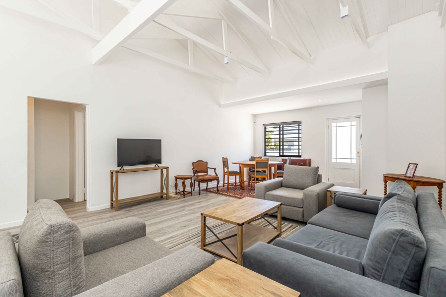 To Let 2 Bedroom Property for Rent in Sea Point Western Cape